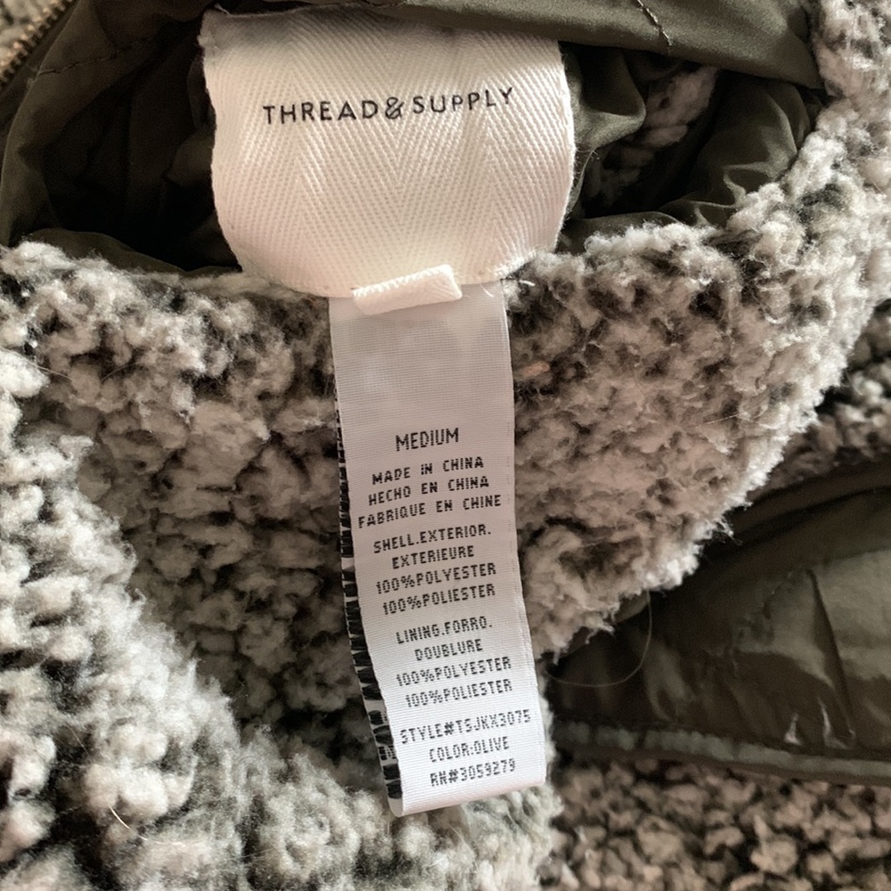 Vest - Picture 3 of 3